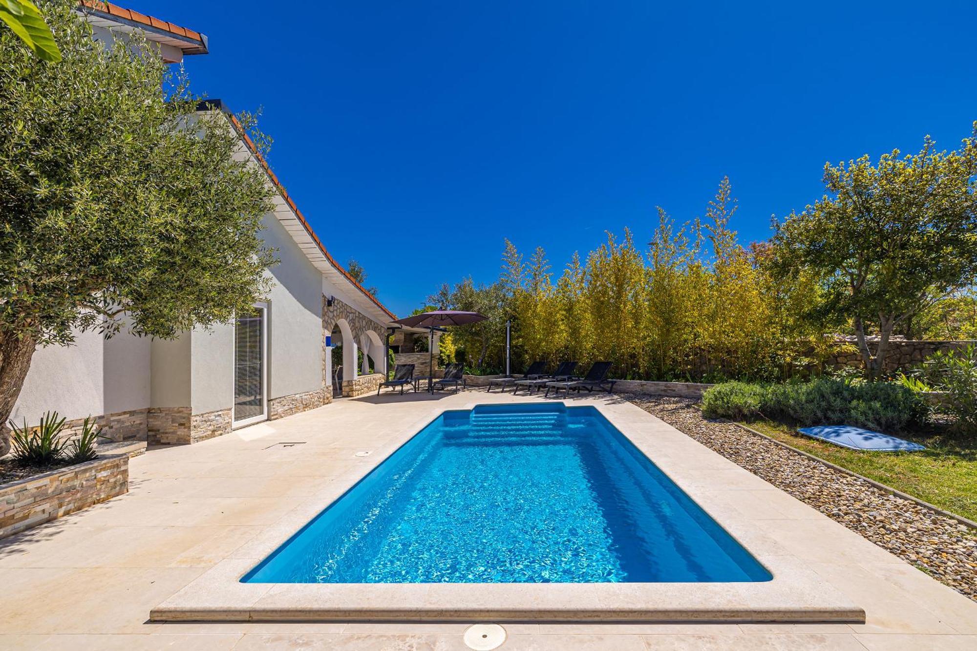 Holiday House Kai With Private Pool Pinezići Exteriér fotografie