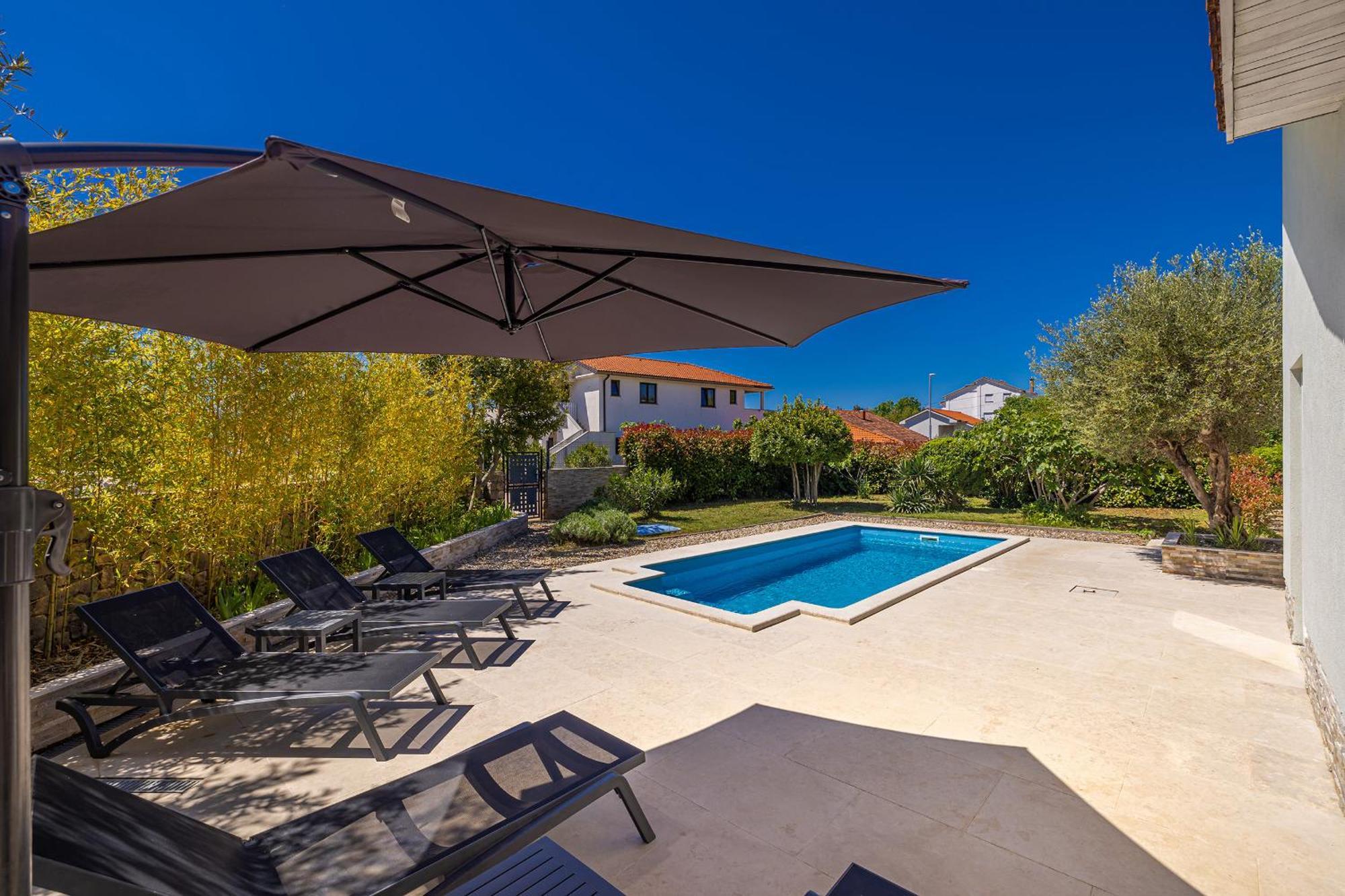 Holiday House Kai With Private Pool Pinezići Exteriér fotografie